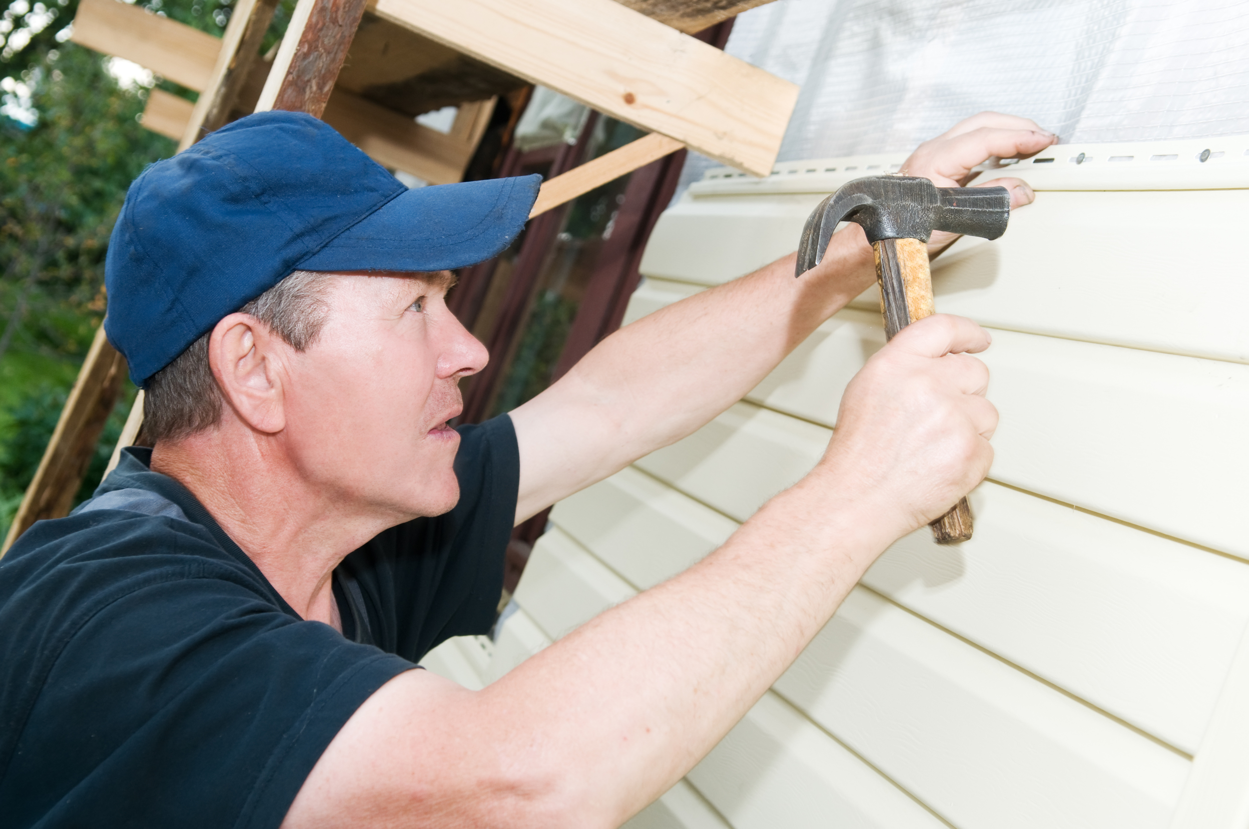 Construction Company Is “Raving Fan of Forward”